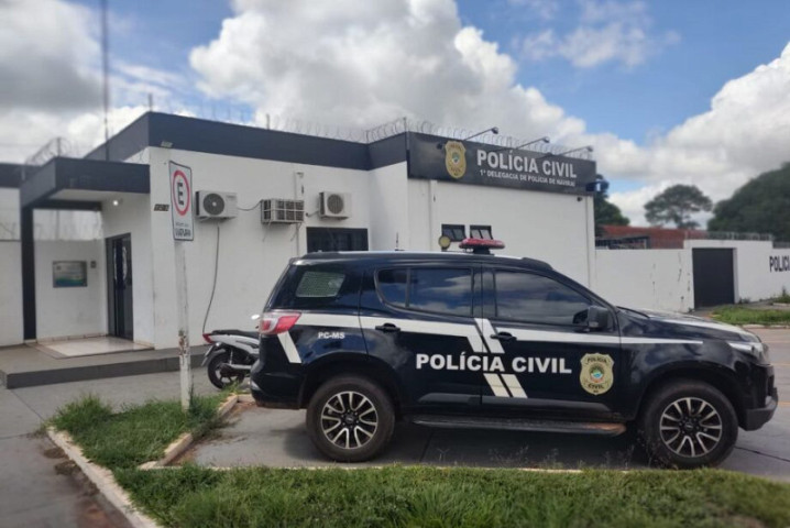 Suspeito relatou aos policiais que teria encontrado a companheira sem sinais vitais ao acordar - Foto: Divulgação / Polícia Civil