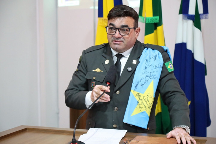 Vereador Sargento Prates em Sessão Ordinária da Câmara de Dourados (Foto: F. Grott/CMD)