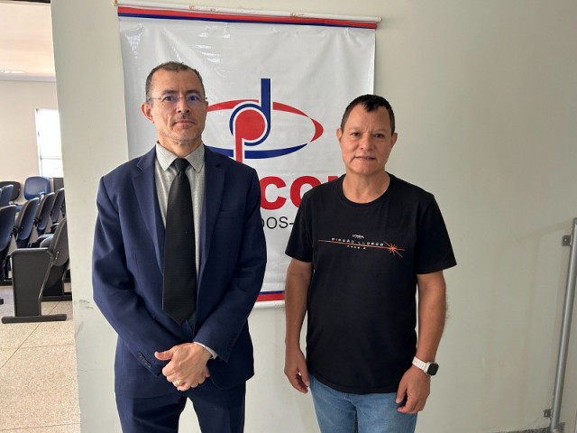 Diretor do procon, Lenilson, e o presidente do Sindicato dos Bancários de Dourados e Região-MS, Janes Estigarribia