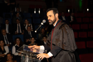 Romão Ávila durante solenidade de recondução ao cargo para o biênio 2026-2028 (Foto: MPMS)
