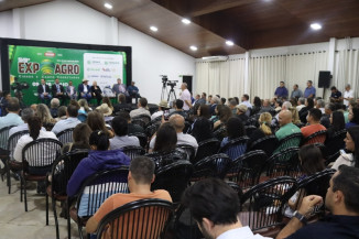 Sessão solene em 2025 fez homenagens a personallidades do agronegócio. Foto: F. Grott