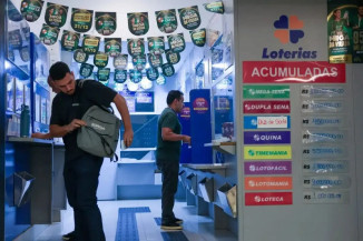 As apostas simples da Mega-Sena de seis dezenas custa R$ 6. – Foto: Agência Brasil