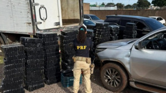 Motorista abandona caminhonete carregada com mais de 1,5 tonelada de maconha