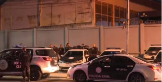 Policiais do Rio durante operação nesta sexta - Foto: TV Globo/Reprodução