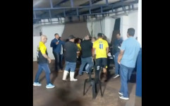 Confusão, empurrões e intervenção policial marcam eleição da Leda