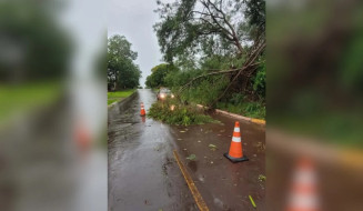 Granizo atinge cidades do sul de MS e frente fria avança com alerta de temporais