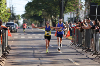 Edição do ano passado da Meia Maratona do Fogo reuniu participantes de Mato Grosso do Sul e outros estados -Foto: A. Frota