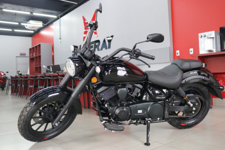 A Denver 250 une conforto e estilo em um modelo clássico
