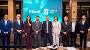 Sicredi Centro-Sul MS/BA celebra 37 anos com posse do novo Conselho de Administração