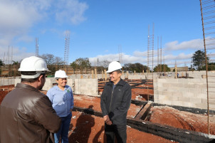Obra iniciada em fevereiro, no Parque dos Jequitibás contemplará diversas especialidades clínicas e representará avanço em saúde pública para Dourados e região- Foto: A. Frota