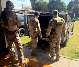 Fábio, o "Caxilepe", durante transferência realizada pela Defron após prisão em Caarapó (Foto: divulgação)