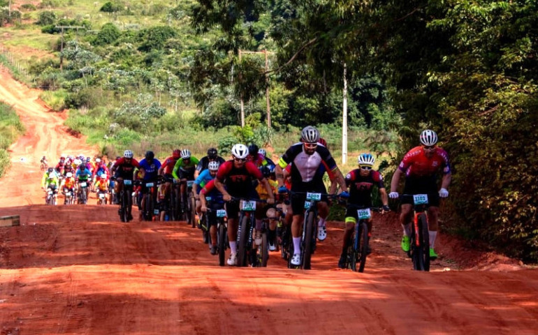 Aproximadamente 200 atletas vão participar da etapa Dourados da Copa Conesul de Mountain Bike. Divulgação/TNT