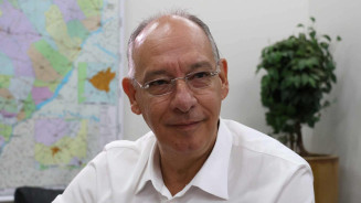 Hélio Peluffo é internado após passar mal e faz procedimento cardíaco neste domingo