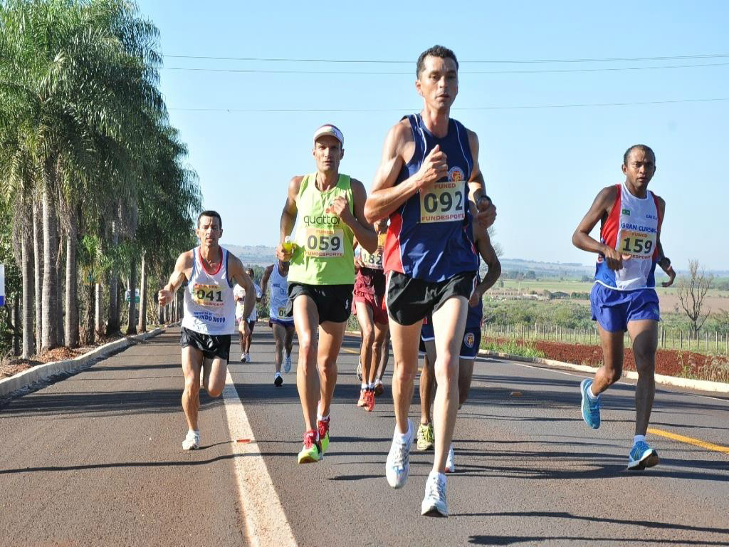 Meia maratona será disputada na noite deste sábado, entre Itaporã e Dourados