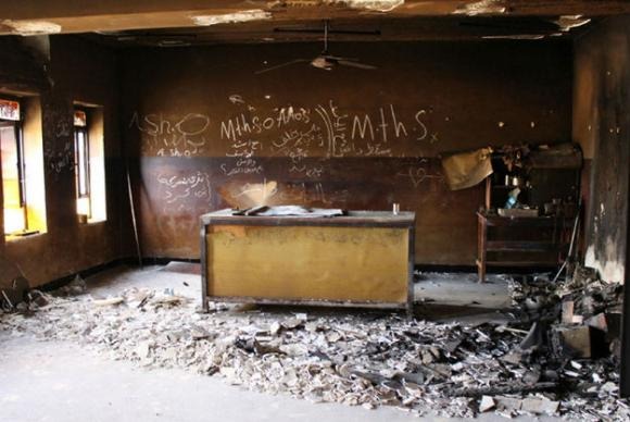Sala de aula destruída por causa da guerra no Iraque Unicef/Jemelikova